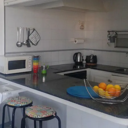 Lovely Flat With Sea-view, 1 Minute Walk To Appartement *