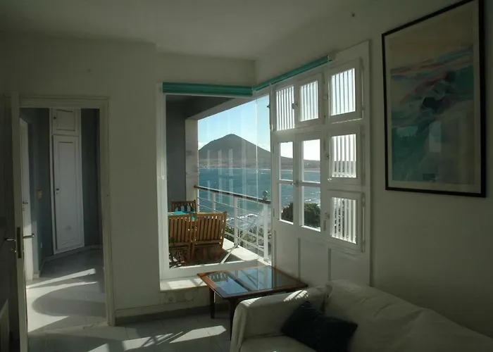 Lovely Flat With Sea-view, 1 Minute Walk To Apartamento El Médano
