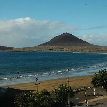 Lovely Flat With Sea-view, 1 Minute Walk To *
