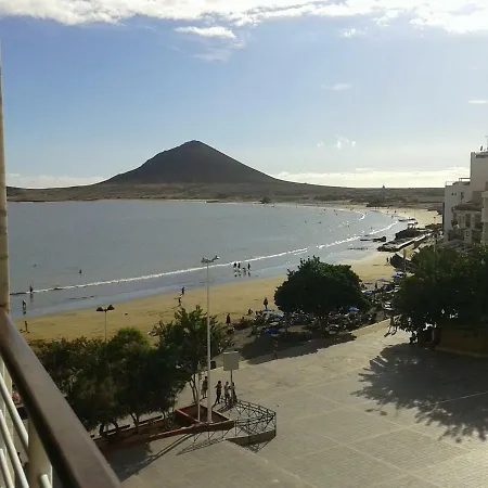 Lovely Flat With Sea-view, 1 Minute Walk To *
